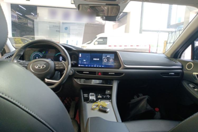 Used Hyundai Sonata 2020 270TGDi DCT GLS Elite Edition Center Console