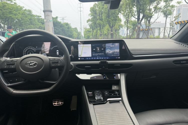 Used Hyundai Sonata 2020 380TGDi Automatic TOP Flagship Edition Center Console