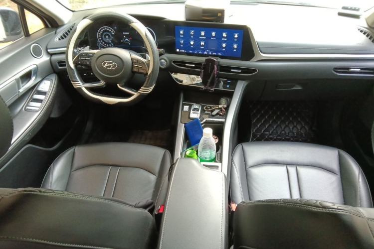 Used Hyundai Sonata 2020 270TGDi DCT GLS Elite Edition Center Console