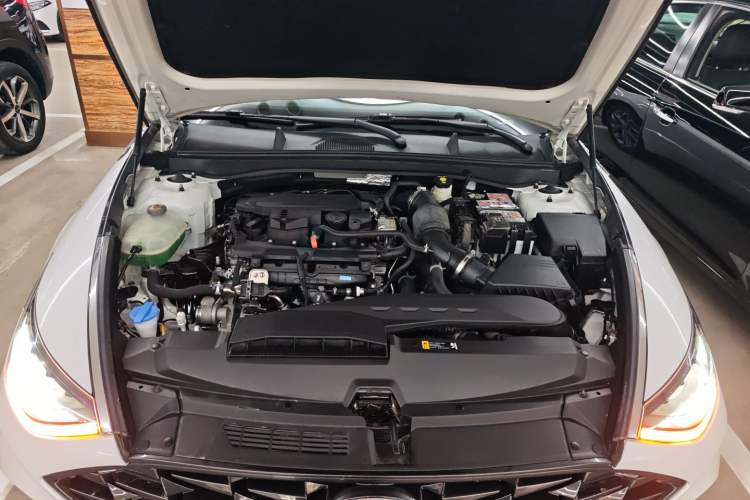 Used Hyundai Sonata 2020 270TGDi DCT GLS Elite Edition Engine Bay