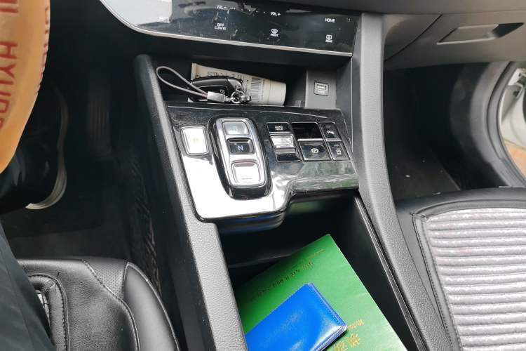 Used Hyundai Sonata 2020 270TGDi DCT GLS Elite Edition Gear Lever