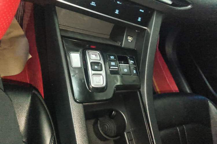 Used Hyundai Sonata 2020 270TGDi DCT GLS Elite Edition Gear Lever