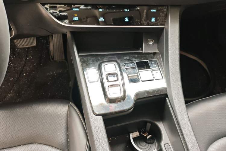 Used Hyundai Sonata 2020 270TGDi DCT GLS Elite Edition Gear Lever