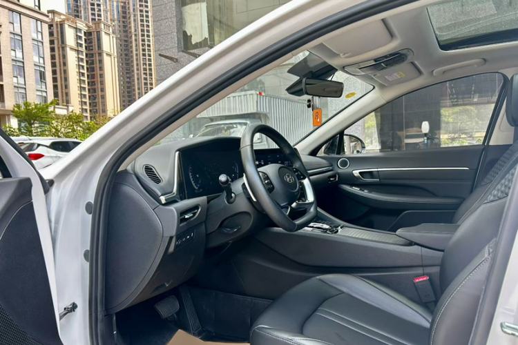 Used Hyundai Sonata 2020 270TGDi DCT GL Advanced Edition Interior 1