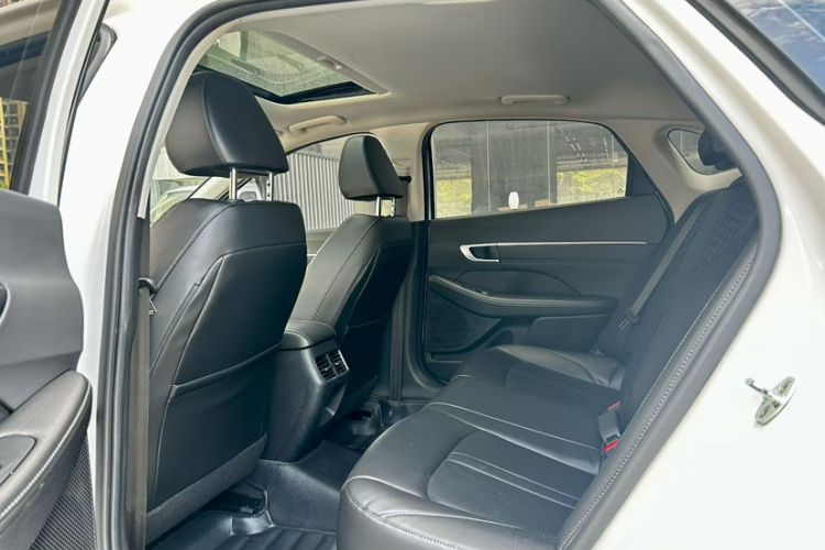 Used Hyundai Sonata 2020 270TGDi DCT GL Advanced Edition Interior 2