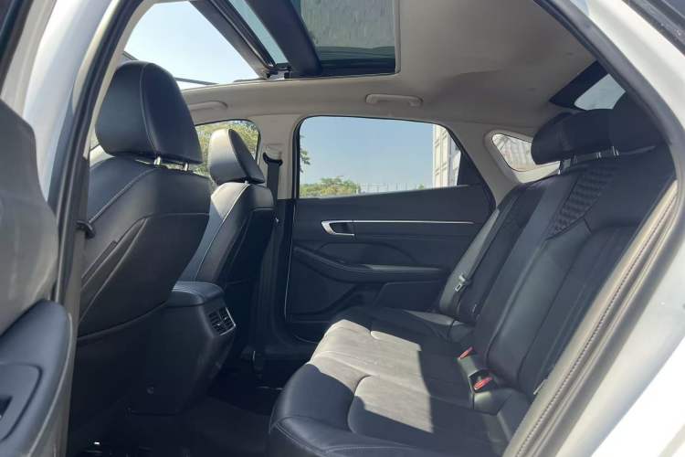 Used Hyundai Sonata 2020 270TGDi DCT GLS Elite Edition Interior 3