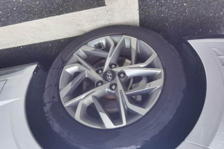 Used Hyundai Sonata 2020 270TGDi DCT GLS Elite Edition Left Front Wheel Hub