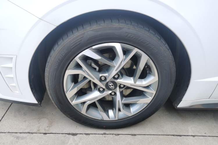 Used Hyundai Sonata 2020 270TGDi DCT GLS Elite Edition Left Front Wheel Hub