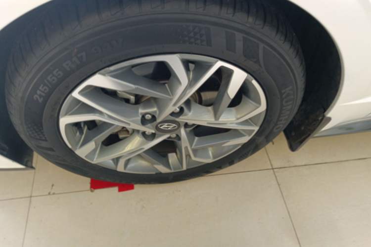 Used Hyundai Sonata 2020 270TGDi DCT GLS Elite Edition Left Front Wheel Hub