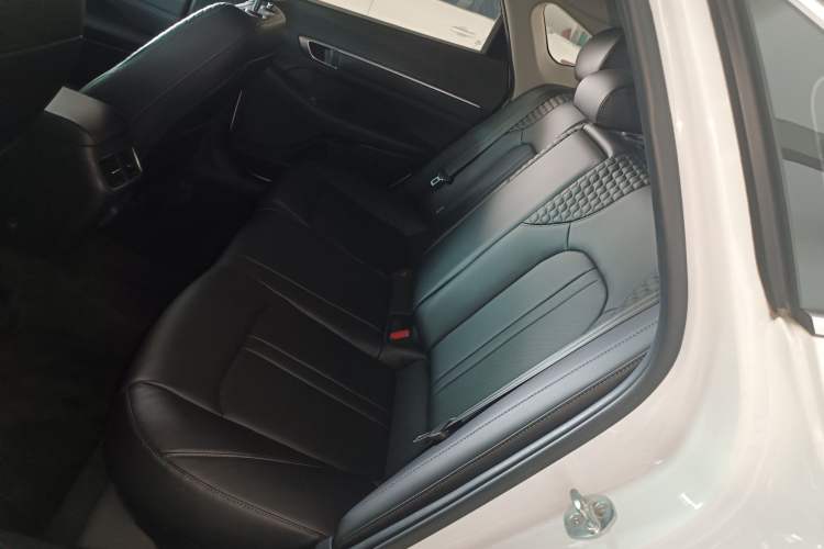 Used Hyundai Sonata 2020 270TGDi DCT GLS Elite Edition Left Rear Seat