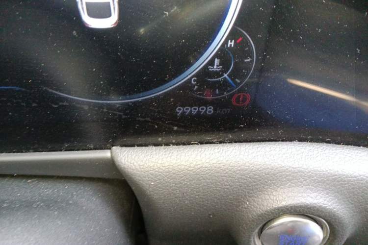 Used Hyundai Sonata 2020 270TGDi DCT GLS Elite Edition Odometer Close Up