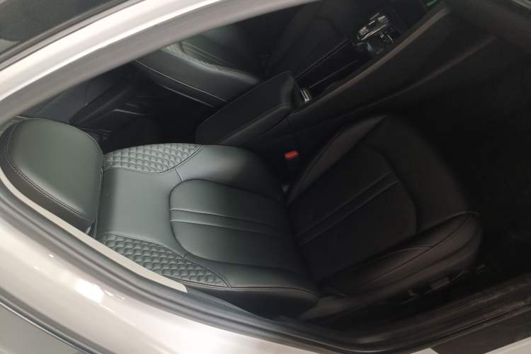 Used Hyundai Sonata 2020 270TGDi DCT GLS Elite Edition Right Front Seat