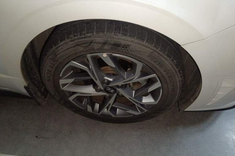 Used Hyundai Sonata 2020 270TGDi DCT GLS Elite Edition Right Front Wheel Hub