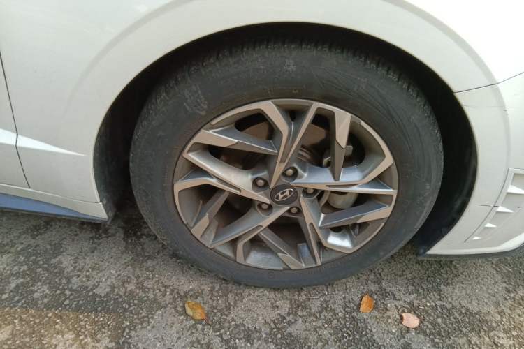 Used Hyundai Sonata 2020 270TGDi DCT GLS Elite Edition Right Front Wheel Hub