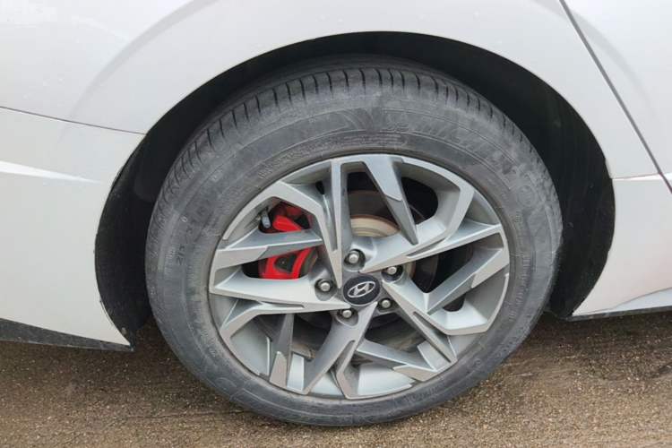 Used Hyundai Sonata 2020 270TGDi DCT GLS Elite Edition Right Rear Wheel Hub