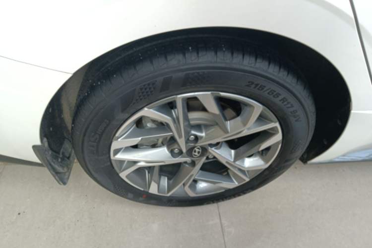 Used Hyundai Sonata 2020 270TGDi DCT GLS Elite Edition Right Rear Wheel Hub