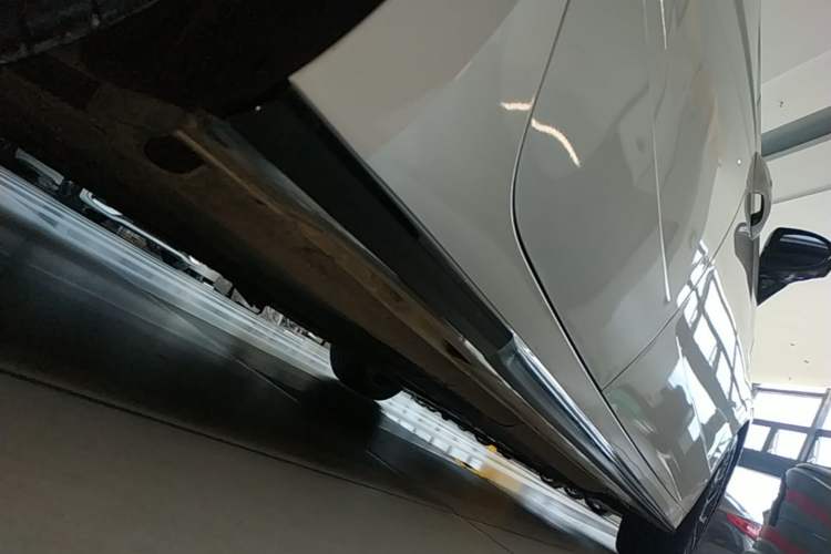 Used Hyundai Sonata 2020 380TGDi Automatic GLS Luxury Edition Right Side Sill