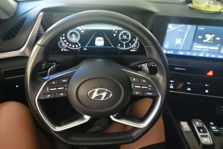 Used Hyundai Sonata 2020 270TGDi DCT GLS Elite Edition Steering Wheel