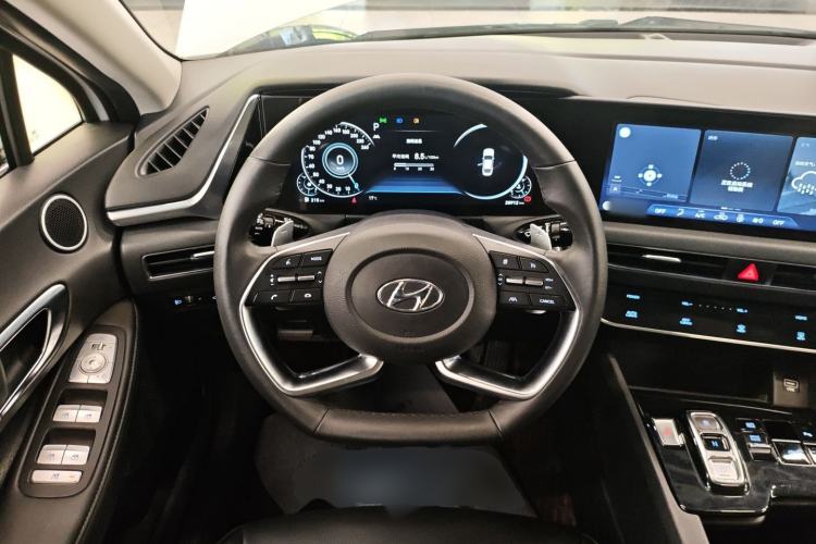 Used Hyundai Sonata 2020 270TGDi DCT GLS Elite Edition Steering Wheel