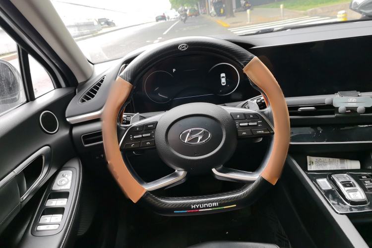 Used Hyundai Sonata 2020 270TGDi DCT GLS Elite Edition Steering Wheel