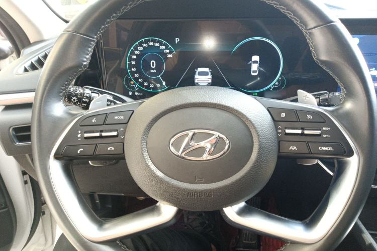 Used Hyundai Sonata 2020 270TGDi DCT GLS Elite Edition Steering Wheel