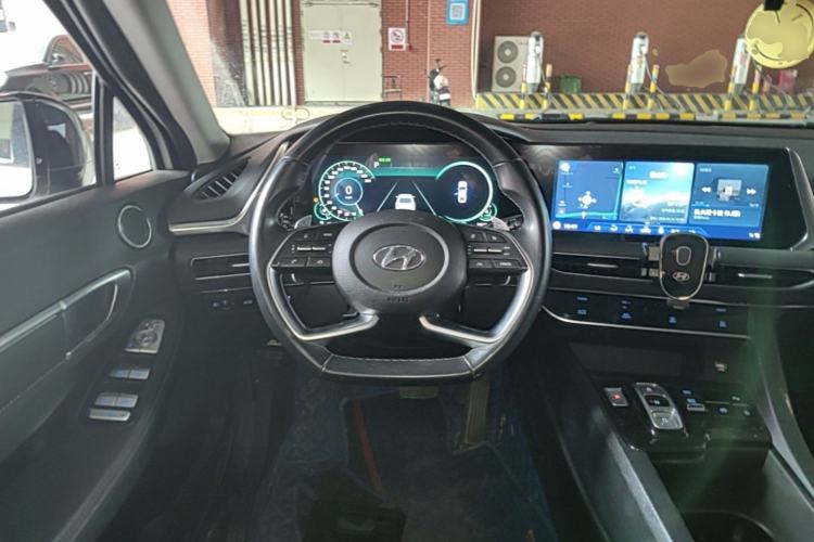 Used Hyundai Sonata 2020 270TGDi DCT GLS Elite Edition Steering Wheel