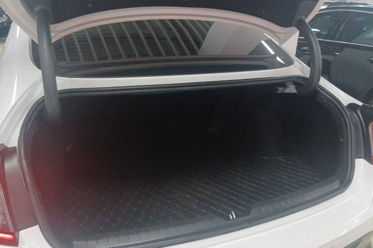 Used Hyundai Sonata 2020 380TGDi Automatic GLS Luxury Edition Trunk