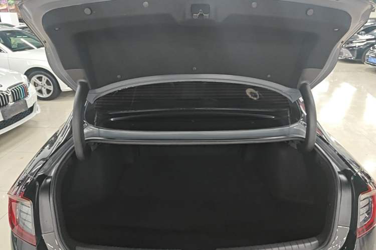 Used Hyundai Sonata 2020 380TGDi Automatic GLS Luxury Edition Trunk