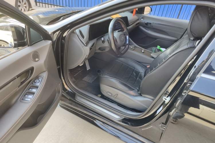 Used Hyundai Sonata 2022 380TGDi Automatic 20th Anniversary Edition Driver Seat
