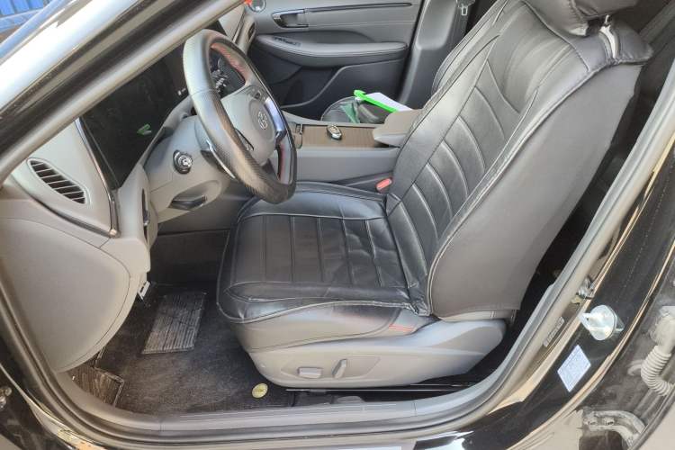 Used Hyundai Sonata 2022 380TGDi Automatic 20th Anniversary Edition Left Front Seat