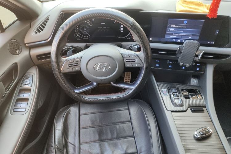 Used Hyundai Sonata 2022 380TGDi Automatic 20th Anniversary Edition Steering Wheel