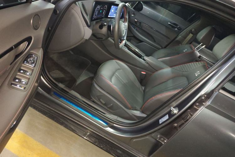 Used Hyundai Sonata 2022 380TGDi Automatic 20th Anniversary Edition Driver Seat