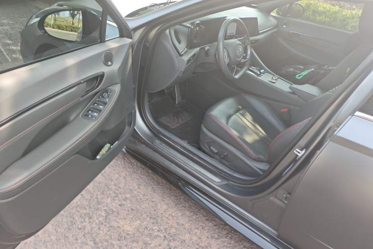 Used Hyundai Sonata 2022 380TGDi Automatic 20th Anniversary Edition Driver Seat