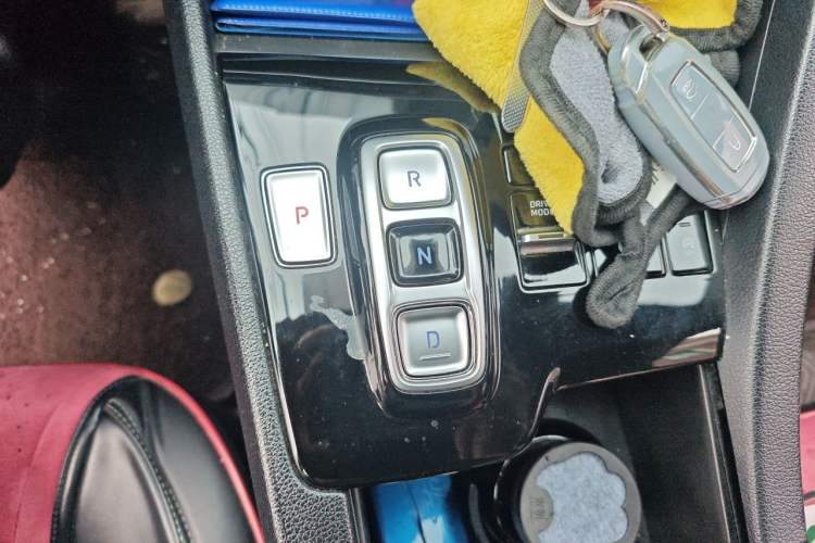 Used Hyundai Sonata 2022 270TGDi DCT 20th Anniversary Edition Gear Lever