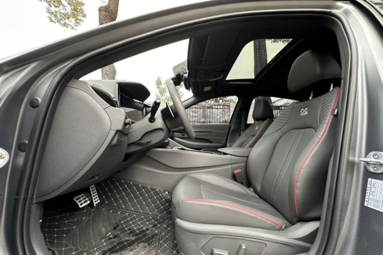 Used Hyundai Sonata 2022 380TGDi Automatic 20th Anniversary Edition Interior 3
