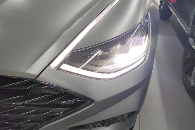 Used Hyundai Sonata 2022 380TGDi Automatic 20th Anniversary Edition Left Front Headlight