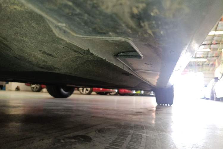 Used Hyundai Sonata 2022 270TGDi DCT 20th Anniversary Edition Left Side Sill