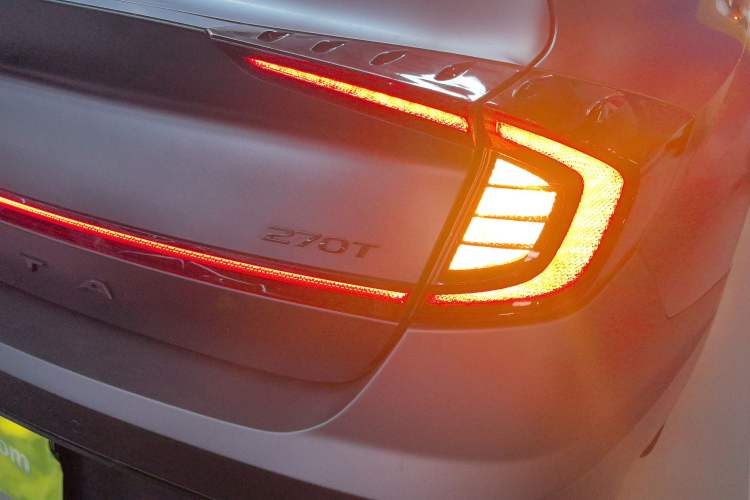 Used Hyundai Sonata 2022 270TGDi DCT 20th Anniversary Edition Right Rear Taillight