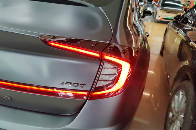 Used Hyundai Sonata 2022 380TGDi Automatic 20th Anniversary Edition Right Rear Taillight