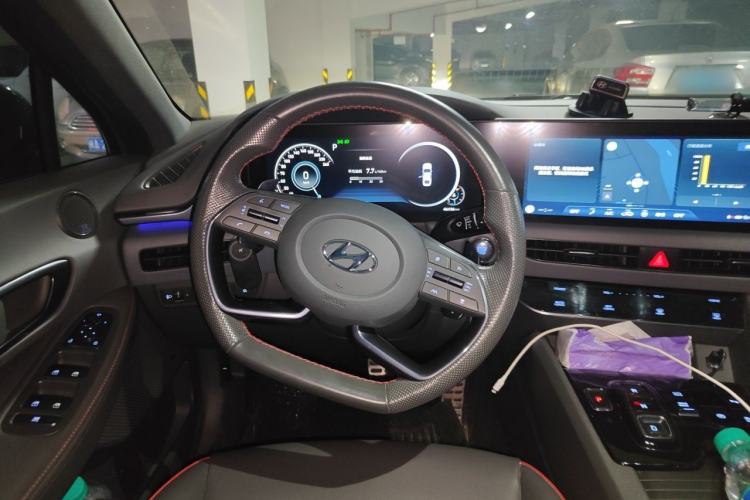 Used Hyundai Sonata 2022 380TGDi Automatic 20th Anniversary Edition Steering Wheel