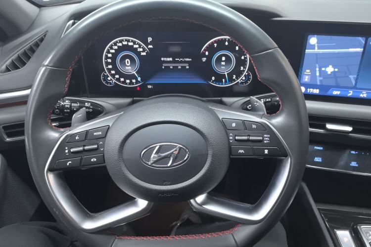 Used Hyundai Sonata 2022 270TGDi DCT 20th Anniversary Edition Steering Wheel