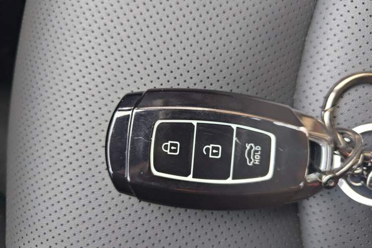 Used Hyundai Sonata 2022 380TGDi Automatic 20th Anniversary Edition Vehicle Key