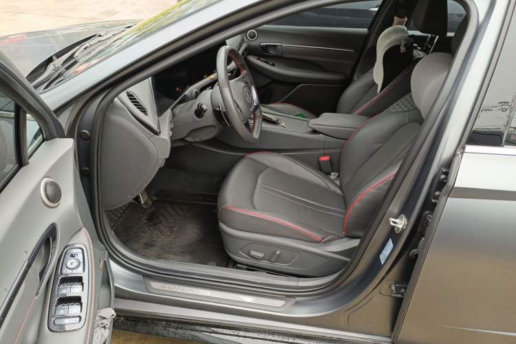 Used Hyundai Sonata 2022 380TGDi Automatic 20th Anniversary Edition Driver Seat