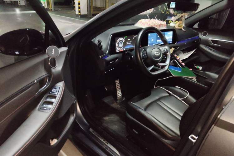 Used Hyundai Sonata 2022 270TGDi DCT 20th Anniversary Edition Driver Seat