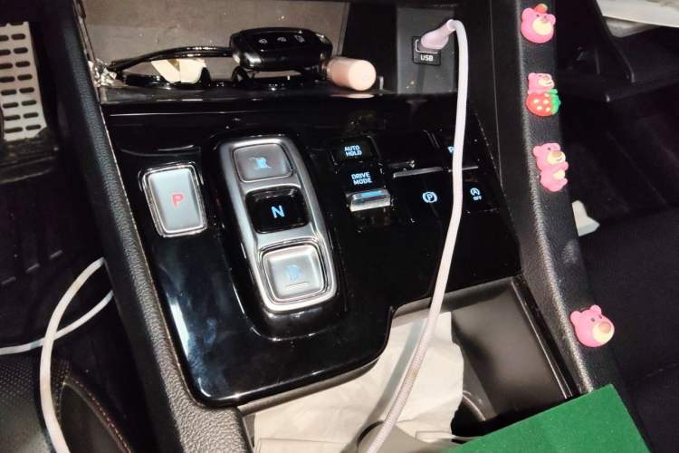 Used Hyundai Sonata 2022 270TGDi DCT 20th Anniversary Edition Gear Lever