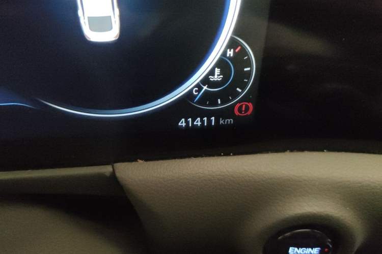 Used Hyundai Sonata 2022 380TGDi Automatic 20th Anniversary Edition Odometer Close Up