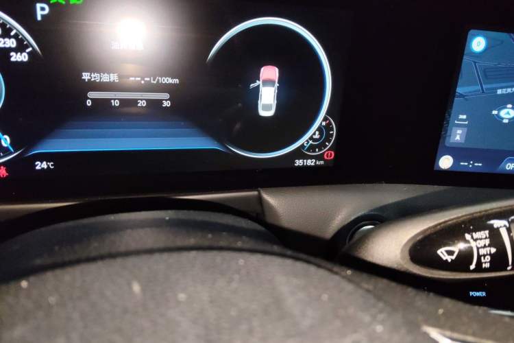 Used Hyundai Sonata 2022 270TGDi DCT 20th Anniversary Edition Odometer Close Up
