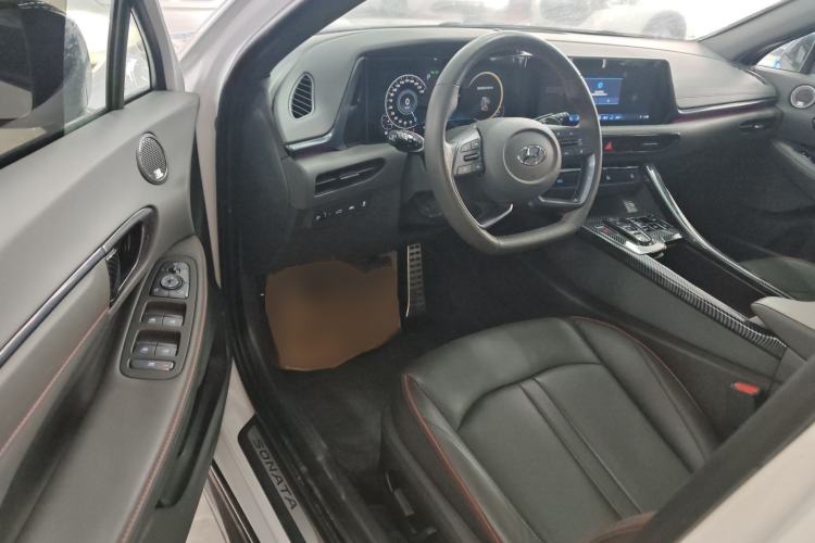Used Hyundai Sonata 2022 380TGDi Automatic 20th Anniversary Edition Driver Seat
