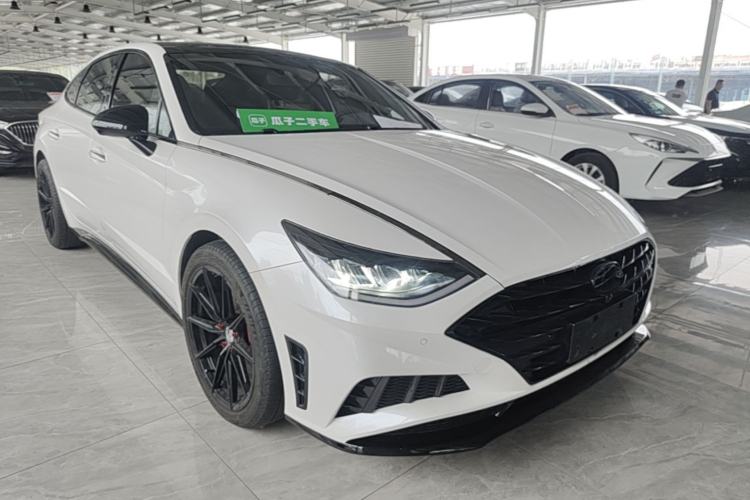 Used Hyundai Sonata 2022 380TGDi Automatic 20th Anniversary Edition Front Right 45 Deg