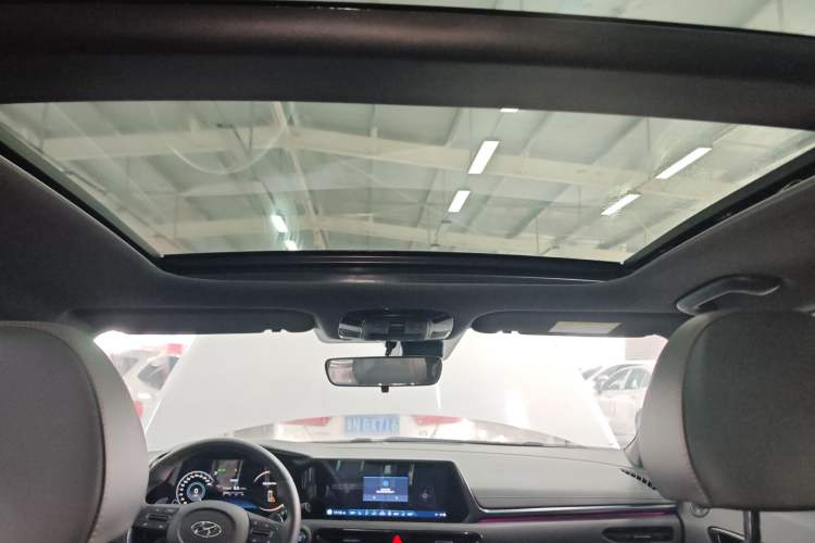 Used Hyundai Sonata 2022 380TGDi Automatic 20th Anniversary Edition Headliner
